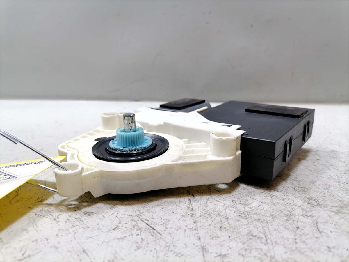 Volvo C70 2 original Fensterhebermotor vorn links Bj.2012